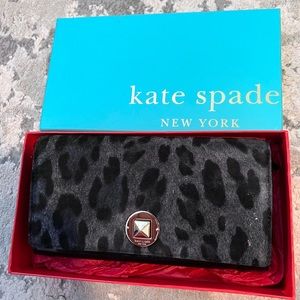 **Authentic**  Kate Spade gray and black leopard wallet